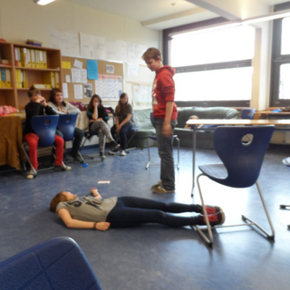 r-u-j-3 Montessori-Schulzentrum Leipzig - Neuigkeiten - Im Heizhaus heizen sie ein…